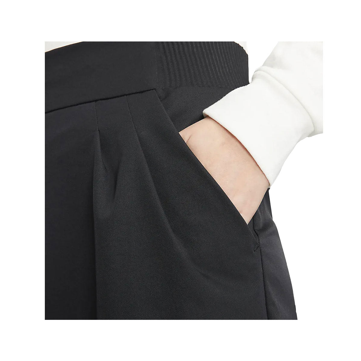 Nike Women's Sportswear Dri-Fit Tech Pack