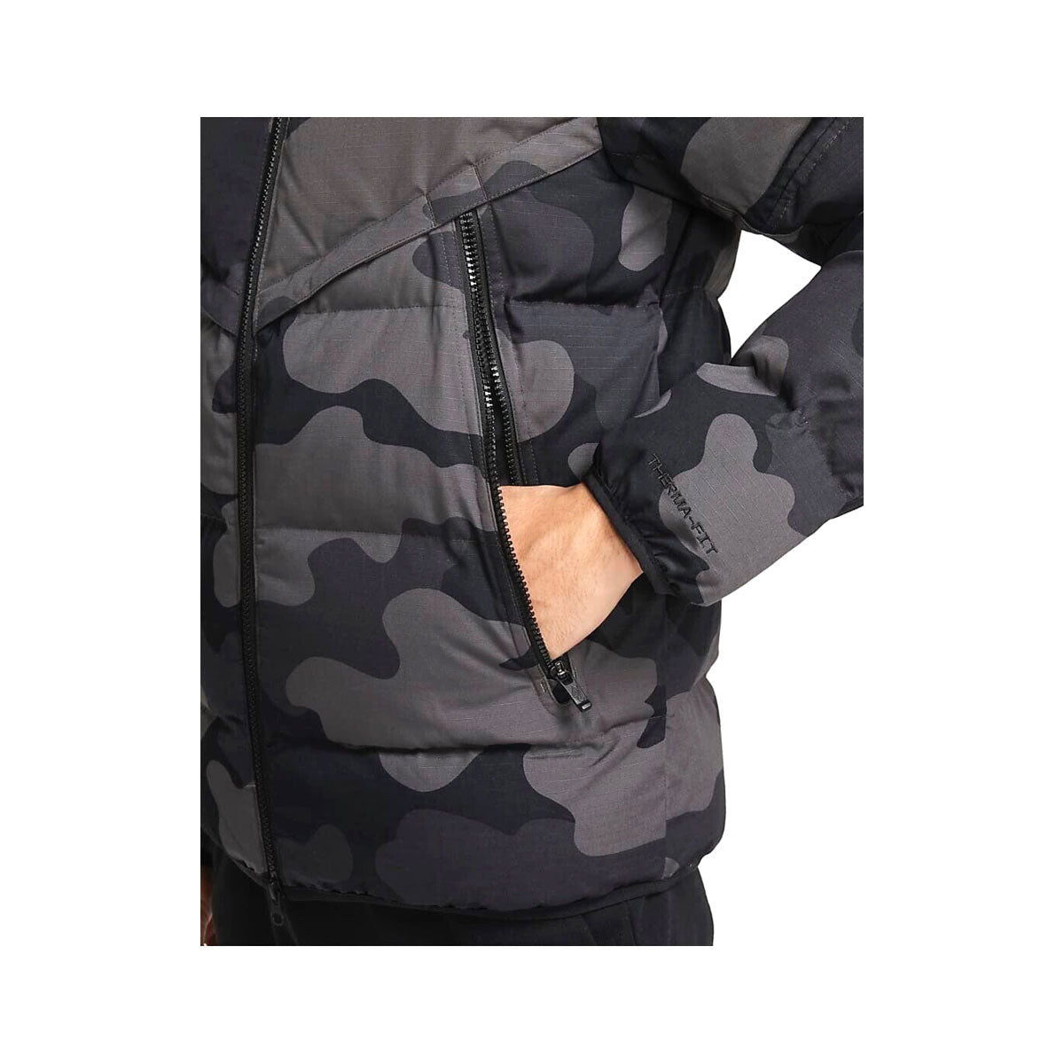 Nike Men's Sportswear Thermal Hooded Windrunner Jacket Camo