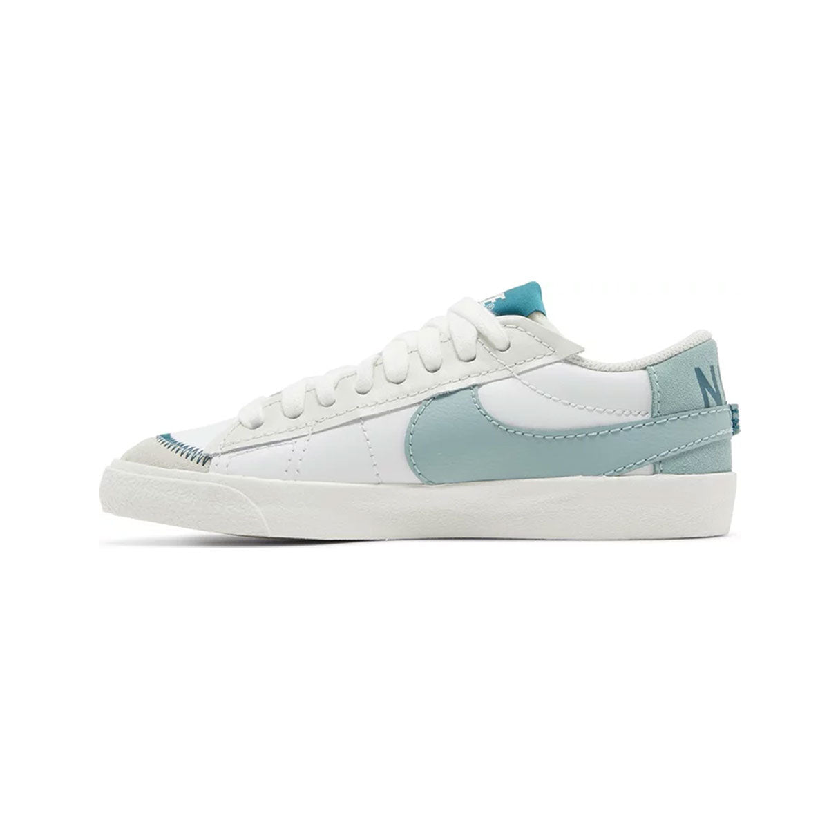 Nike Women's Blazer Low '77 Jumbo