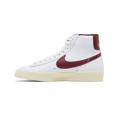 Nike Women's Blazer Mid 77 SE Sisterhood
