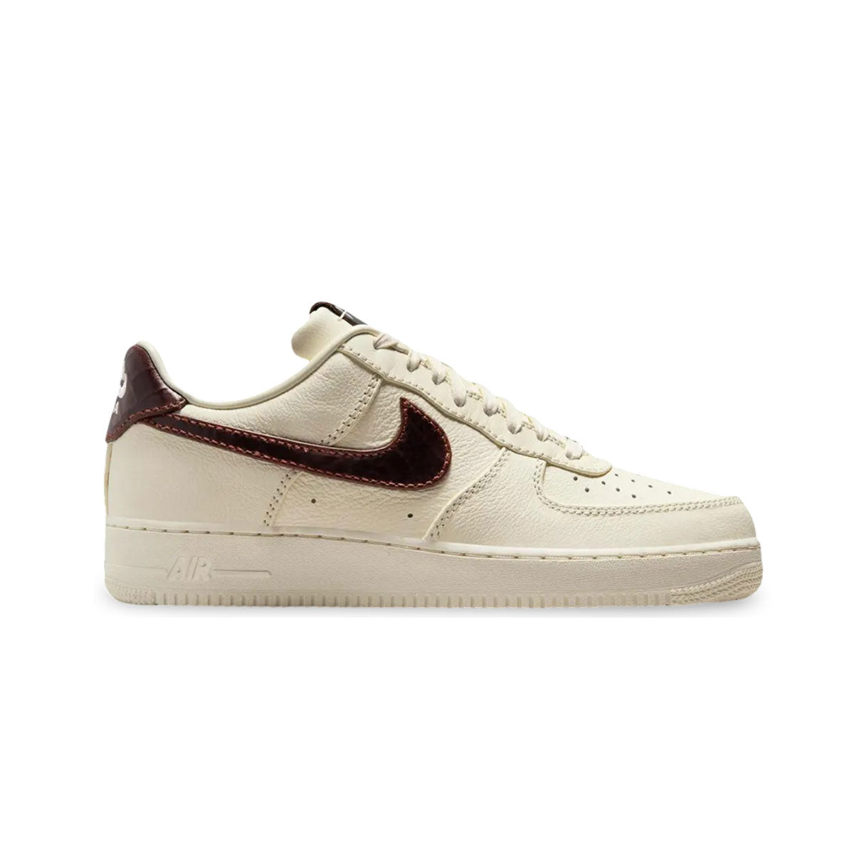 Nike Men's Air Force 1 Low '07