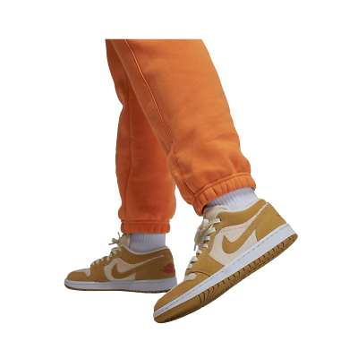 Air Jordan Women's Brooklyn Fleece Pants Orange