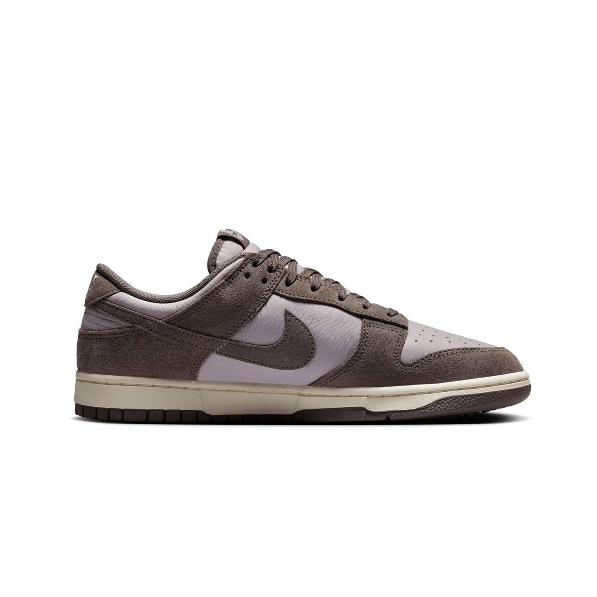 Nike Men's Dunk Low SE