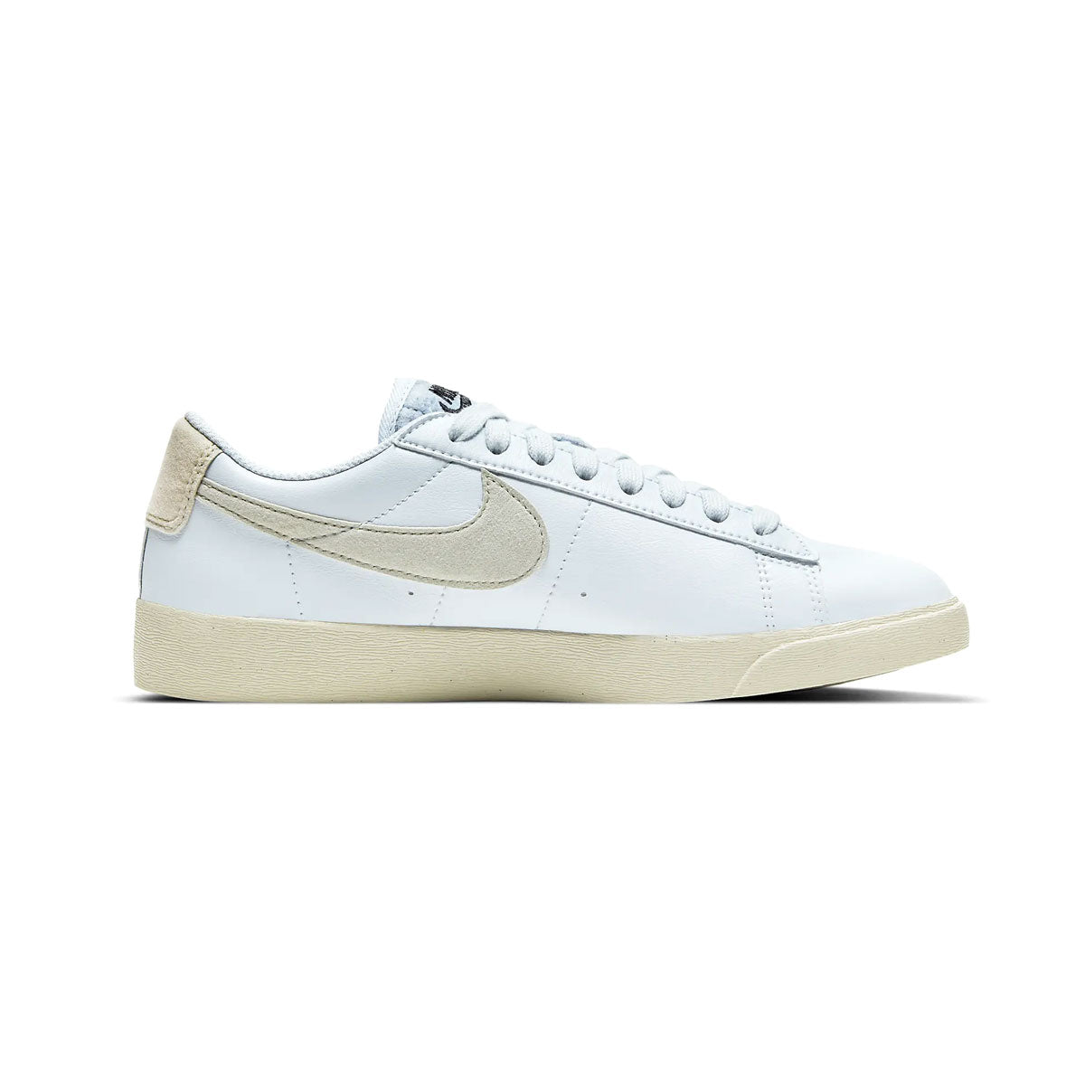 Nike Women's Blazer Low SE