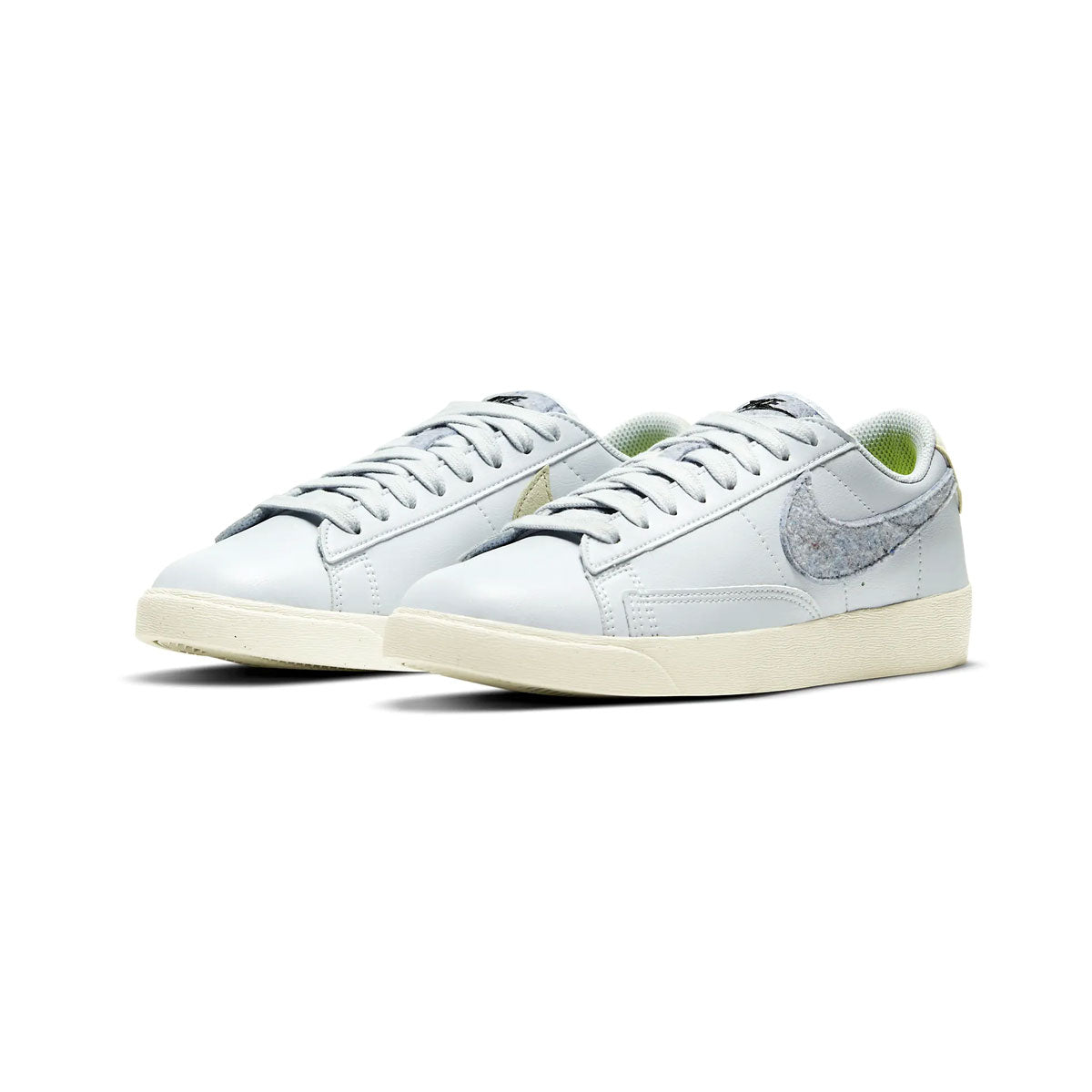 Nike Women's Blazer Low SE
