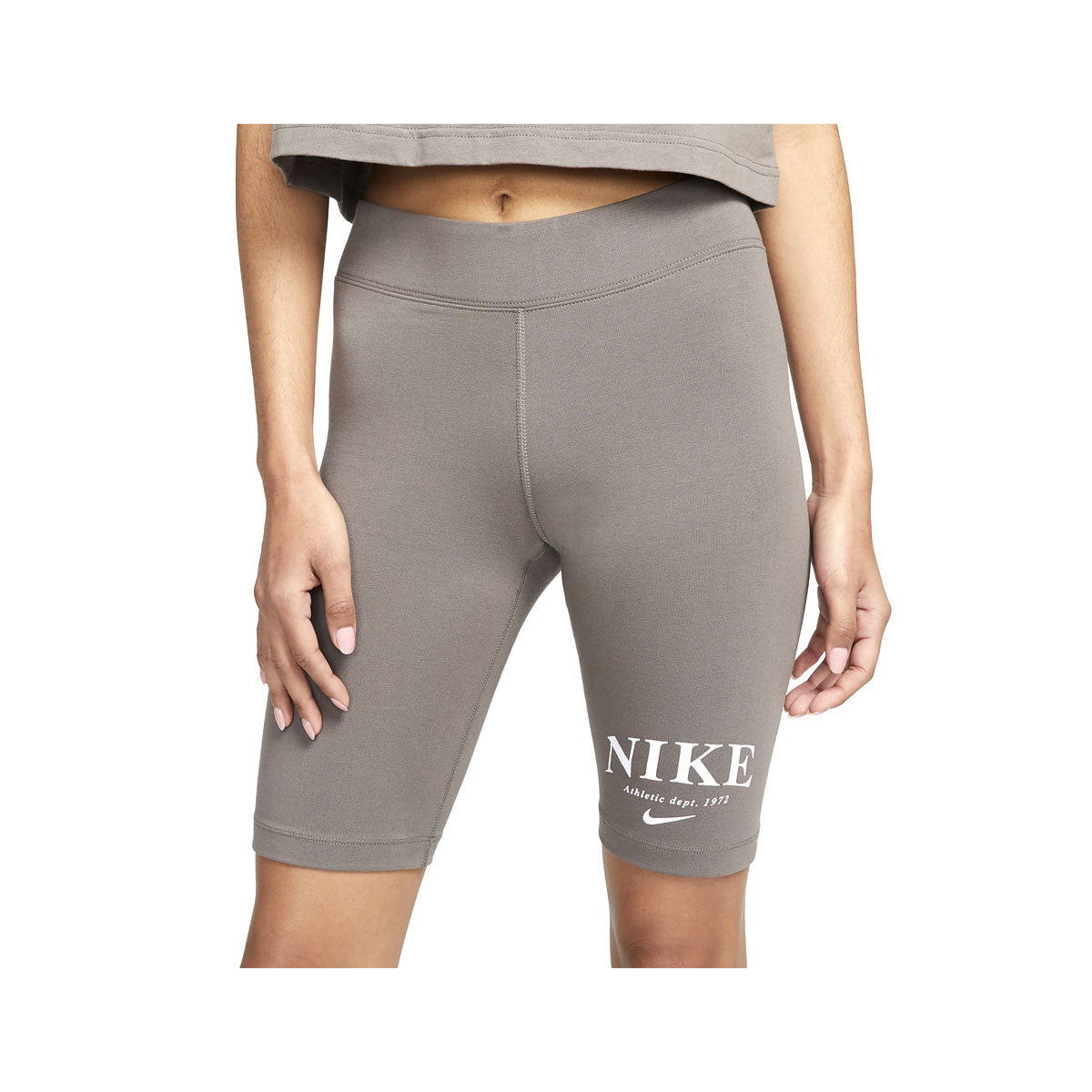 Nike Women's Mid-Rise Bike Shorts Cave