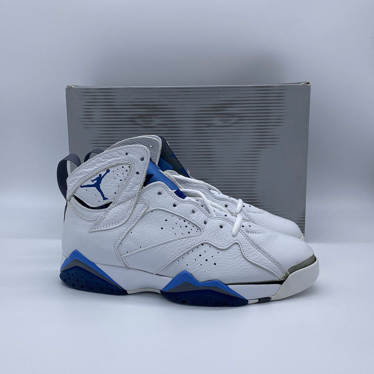 Air Jordan 7 Retro French Blue 2002 Release size 9.5 (New with DEFECT)