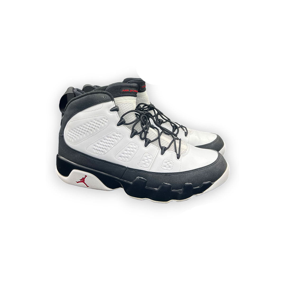 Air Jordan 9 Retro White Black Red (2010) size 13 (Pre-Owned)