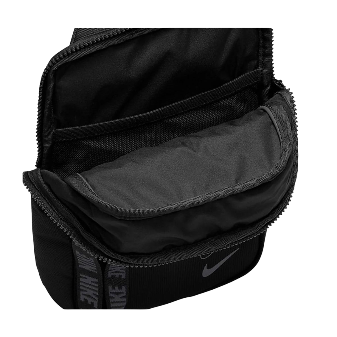 Nike Essentials Large Hip Pack "Triple Black"