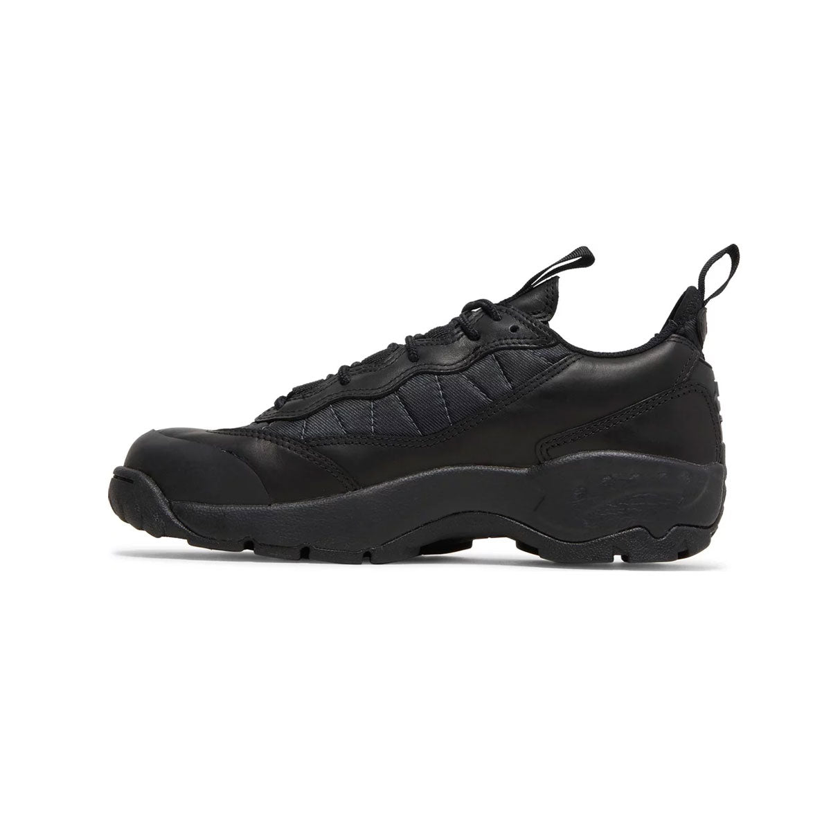Nike Men's ACG Air Mada Low Triple Black
