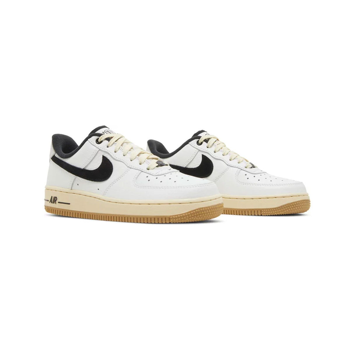 Nike Women's Air Force 1 '07 LX Low Command Force