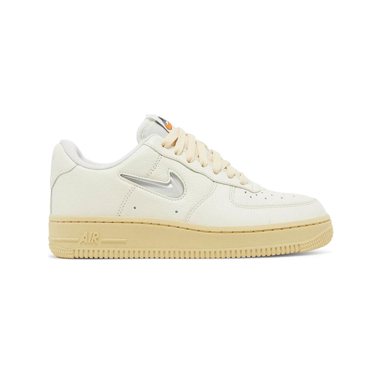 Nike Women's Air Force 1 Low '07 LX