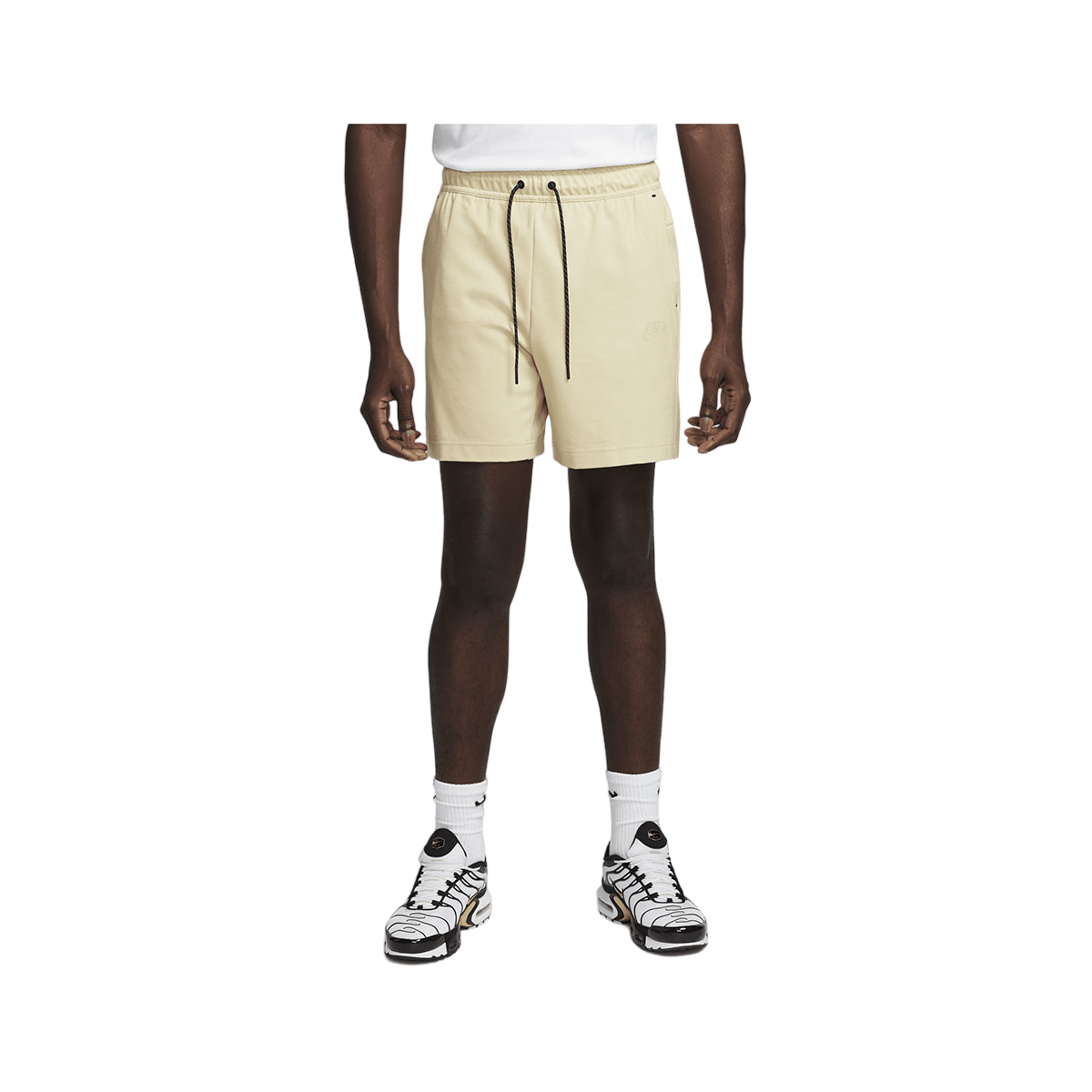 Nike Men's Sportswear Tech Fleece Lightweight Shorts - KickzStore