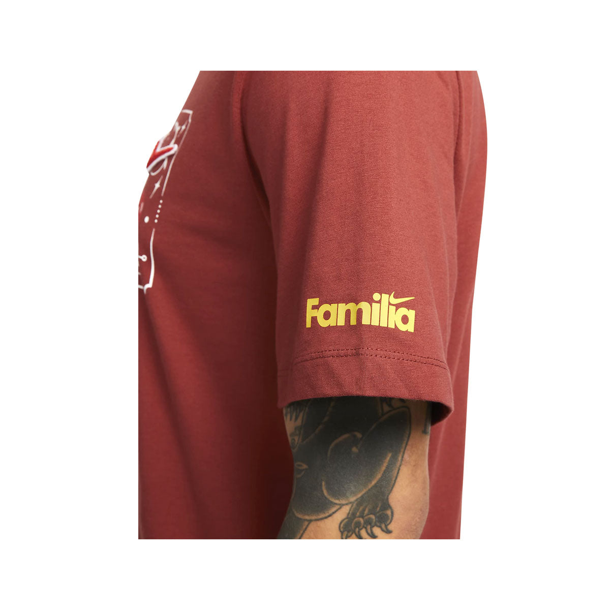 Nike Men's Sportswear Somos Familia Short-Sleeve T-Shirt