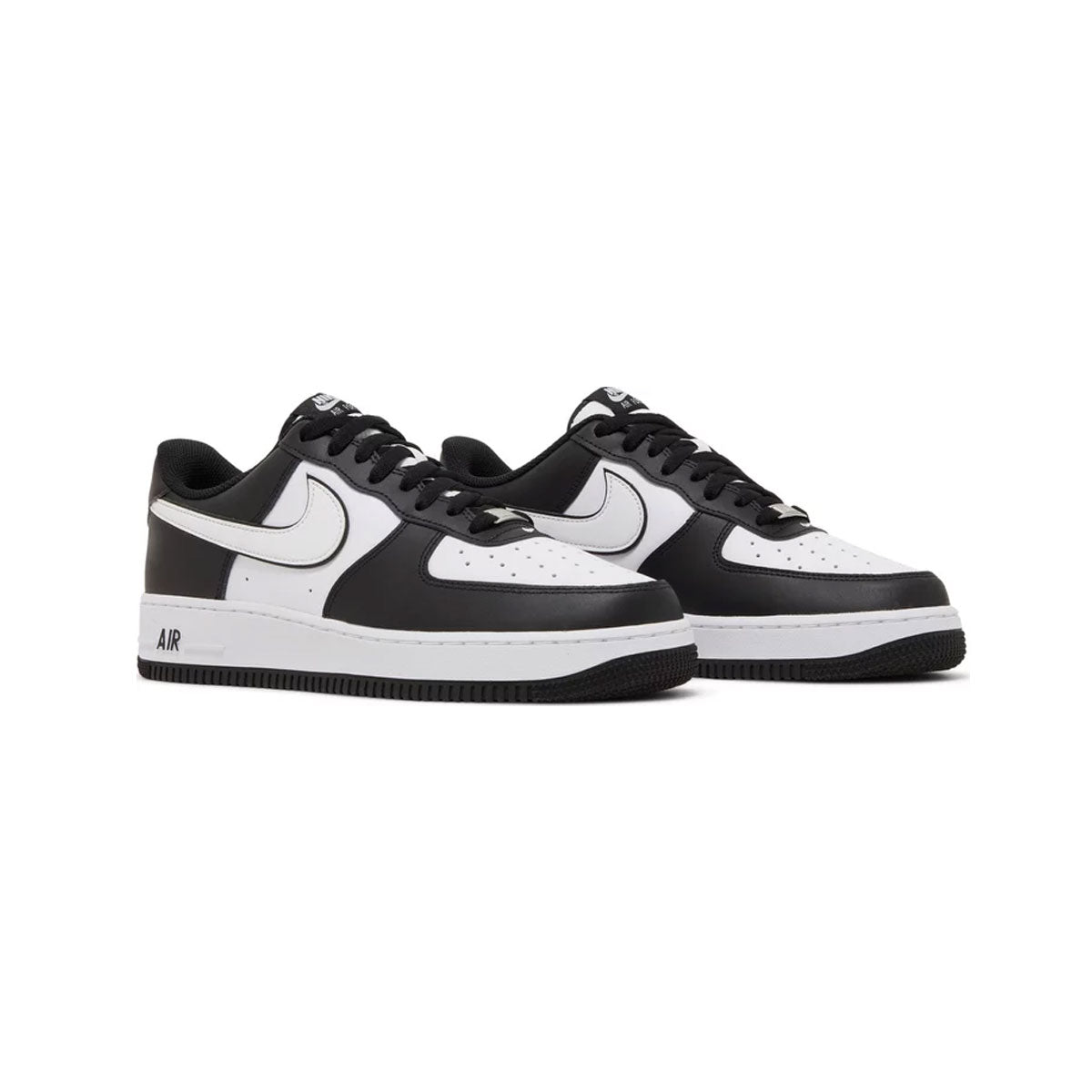 Nike Air Force 1 Low “Panda”