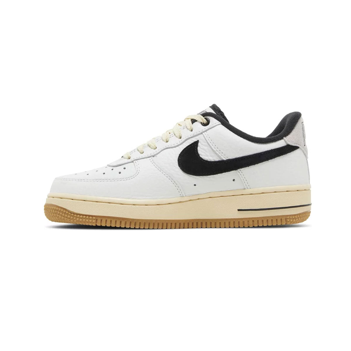 Nike Women's Air Force 1 '07 LX Low Command Force