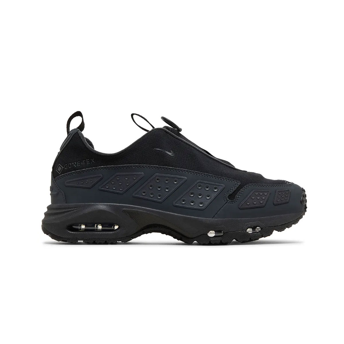 Nike Women's Air Max Sunder Gore-Tex