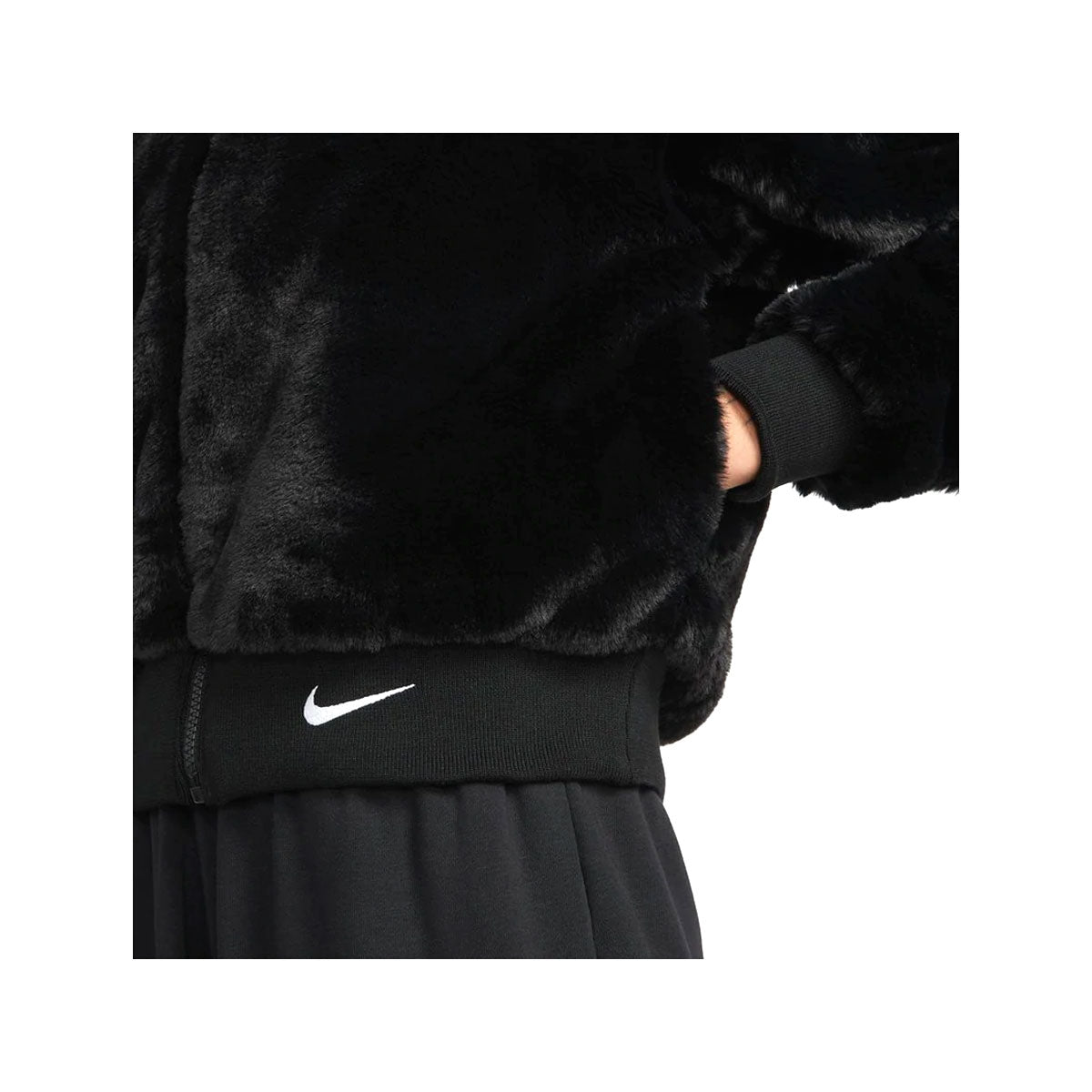 Nike Women's Sportswear Essentials Hoodie Faux Fur Black - KickzStore