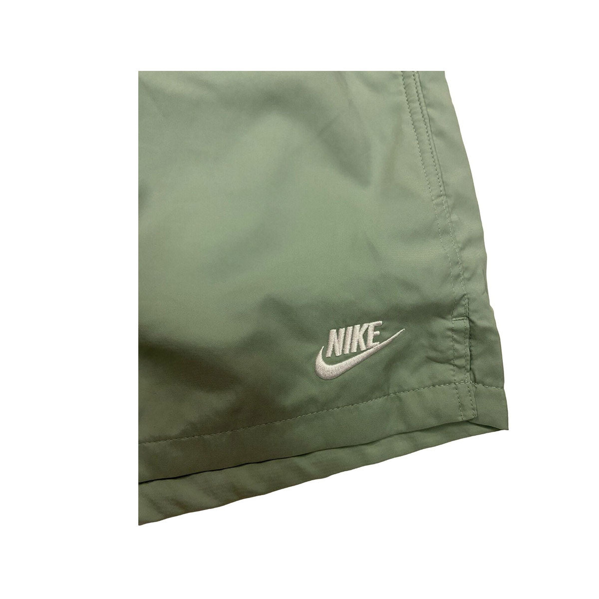 Nike Men's Sportswear Sport Essentials Woven Lined Flow Shorts Light Green