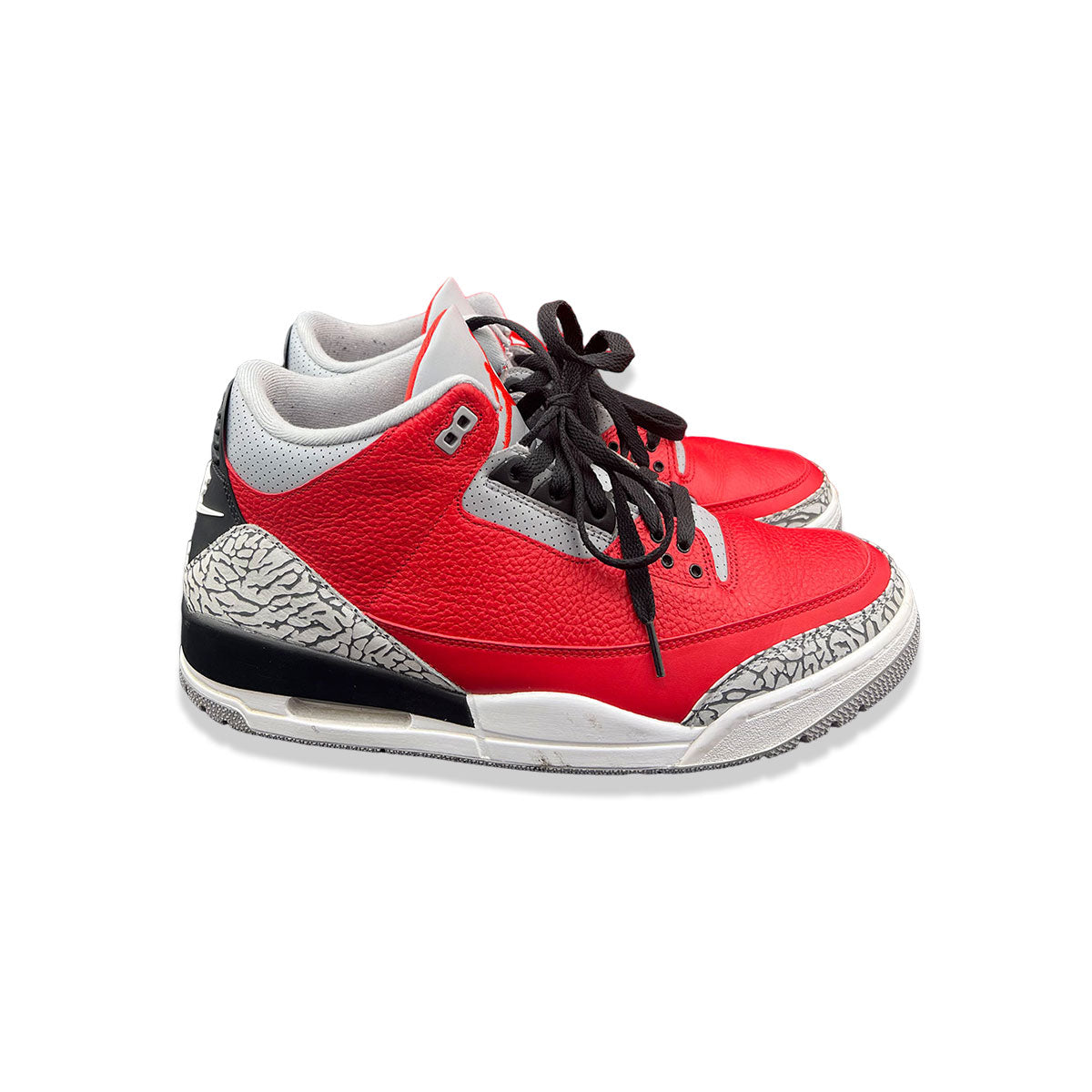 Air Jordan 3 Retro SE Unite Fire Red size 13 (Pre-Owned) - KickzStore
