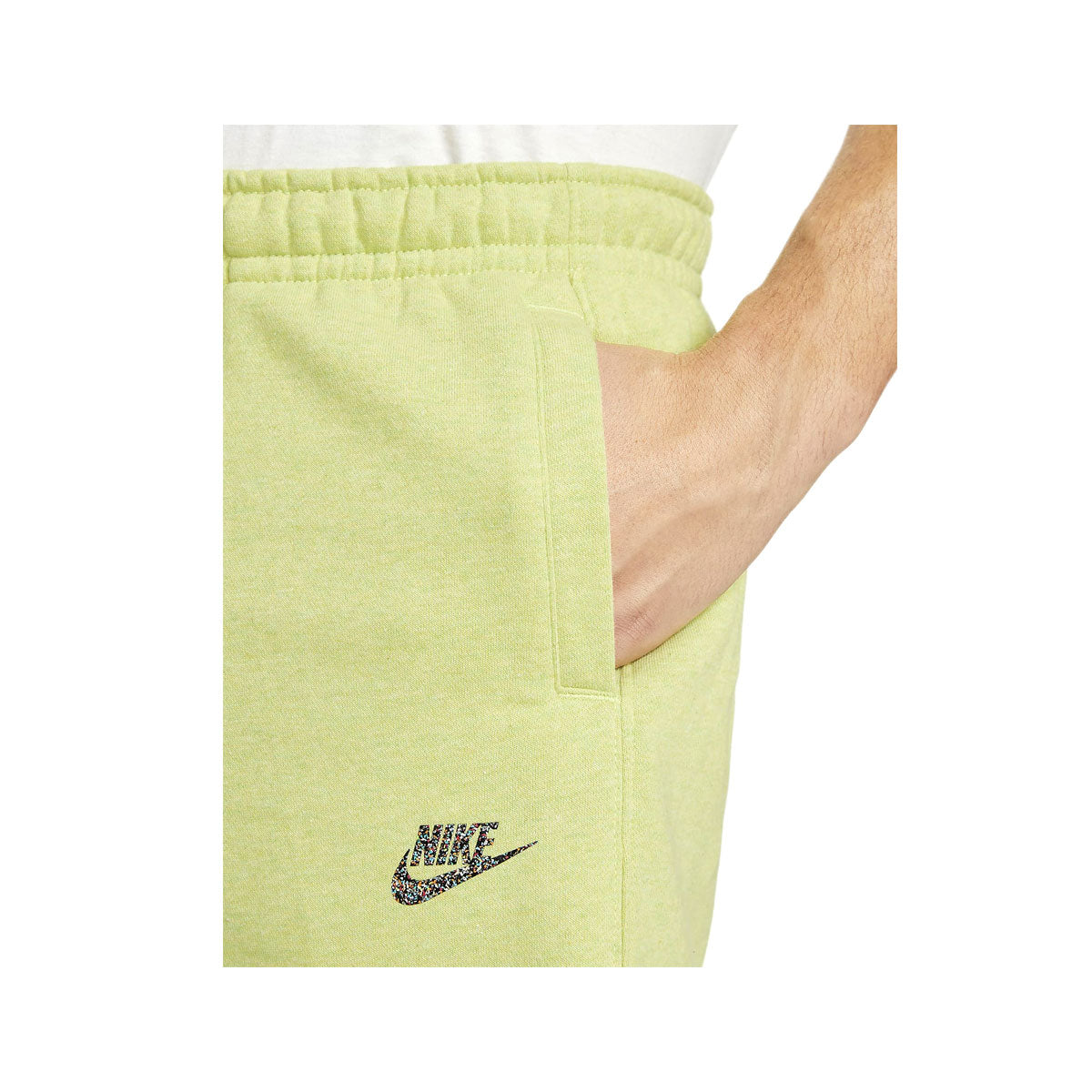 Nike Men's Essentials+ Semi-Brushed Shorts